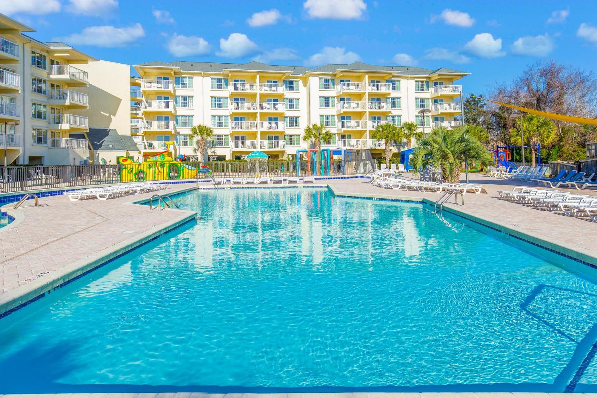 Litchfield Beach & Golf Resort Exterior foto