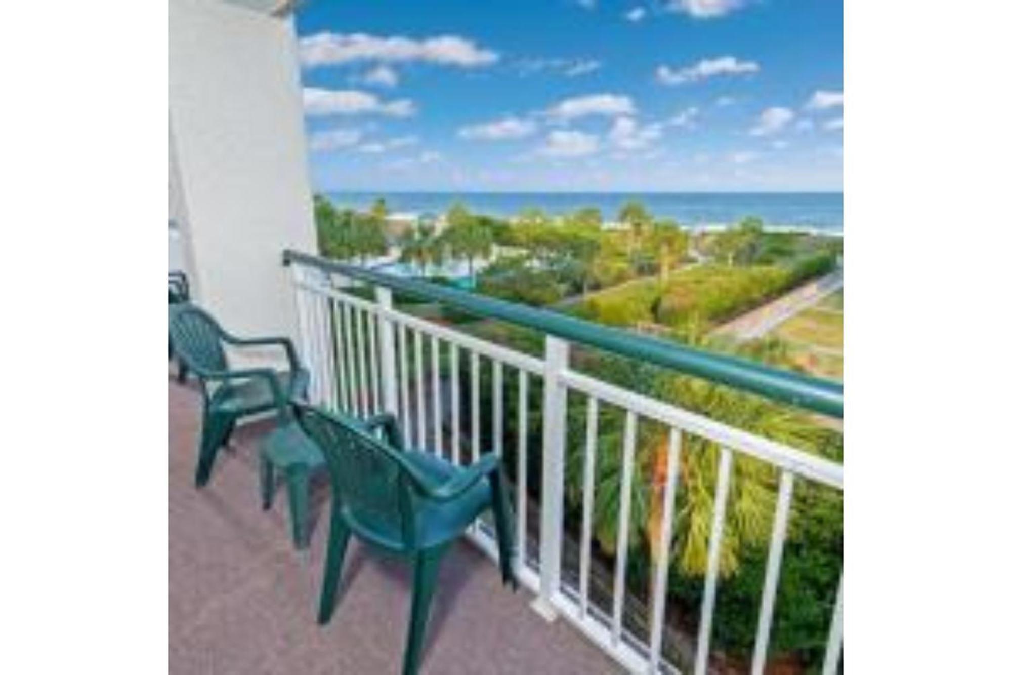 Litchfield Beach & Golf Resort Exterior foto